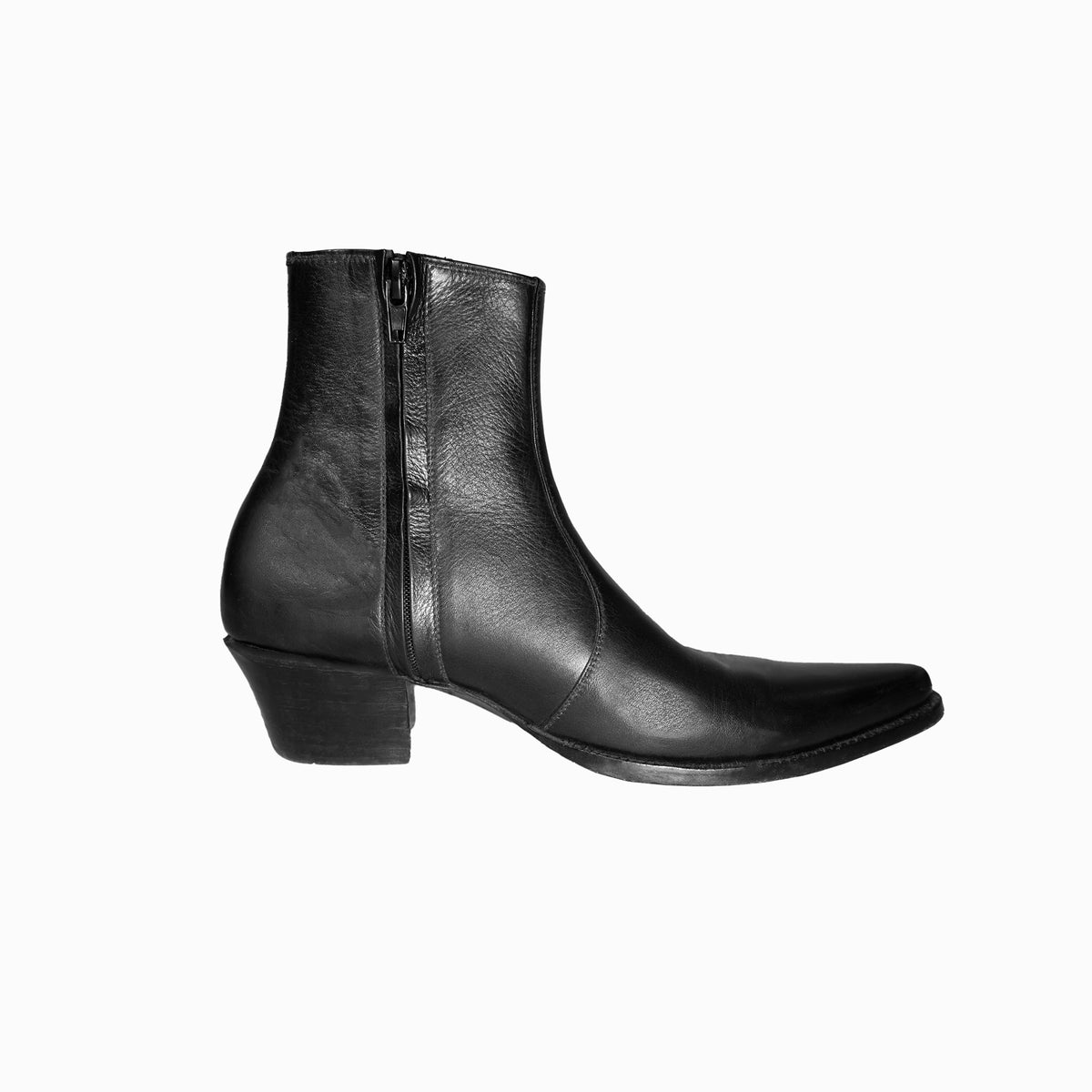 HALLOWS_POINTED_TOE_boot_IN_calfskin_LEATHER_WITH_CUBAN_HEEL_PS_zipper_PROFILE